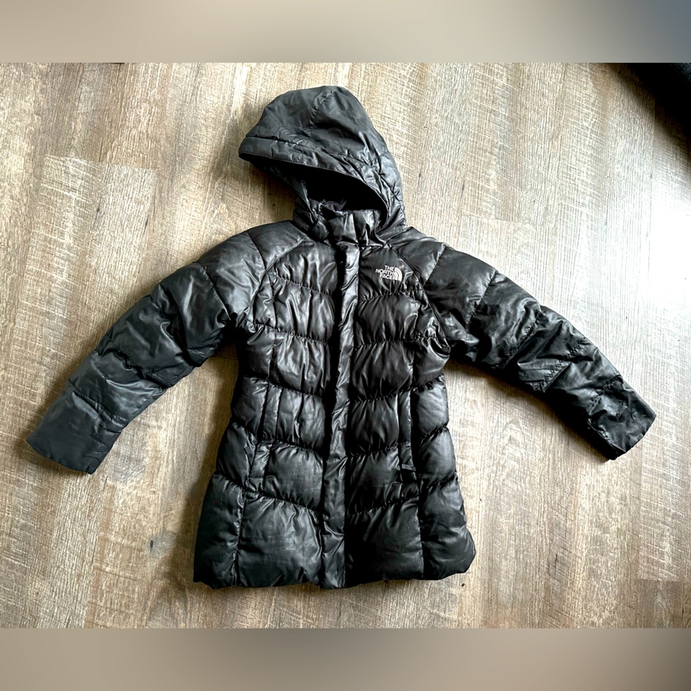 GUC North Face 550 coat size 7/8